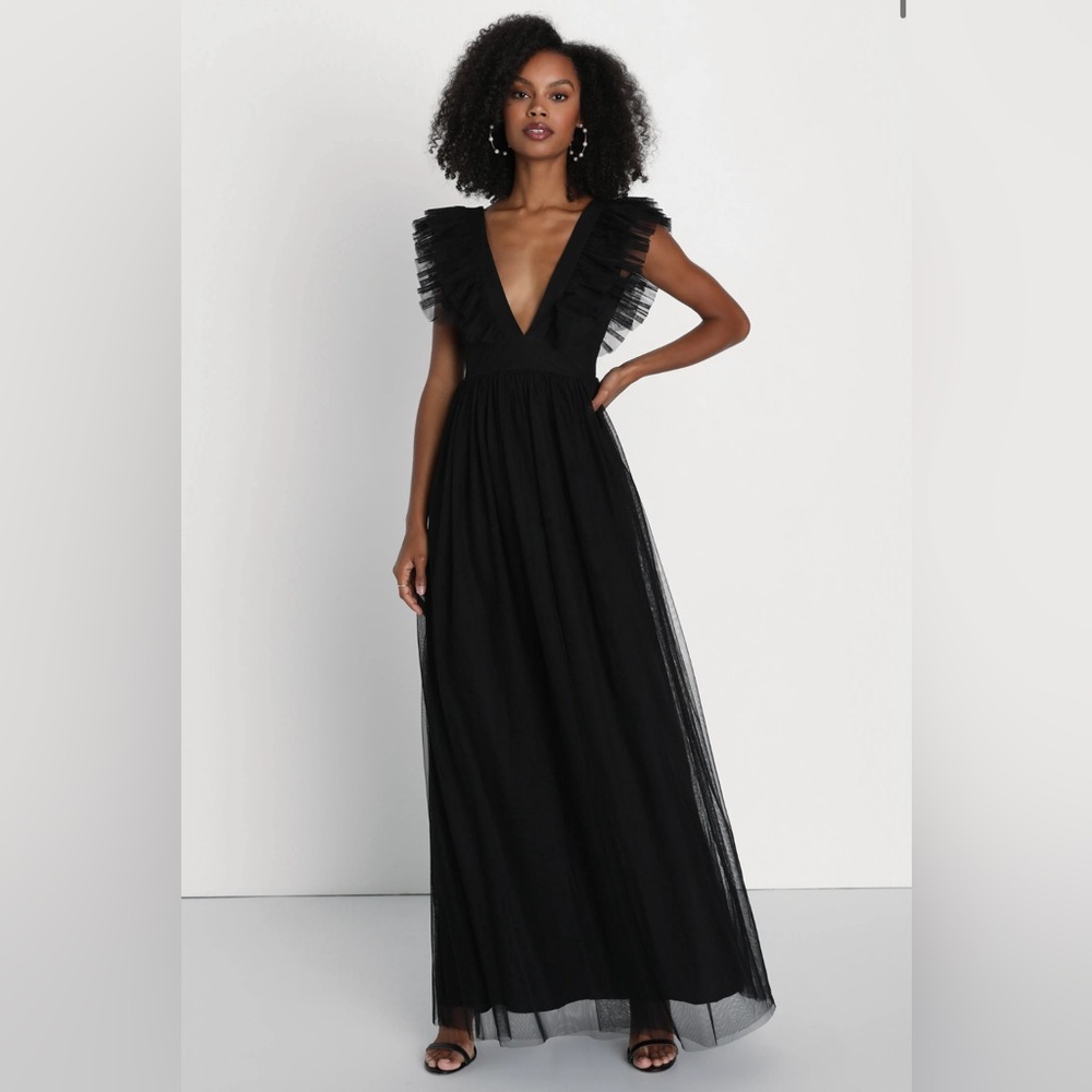 Black Ruffle Lulu’s gown